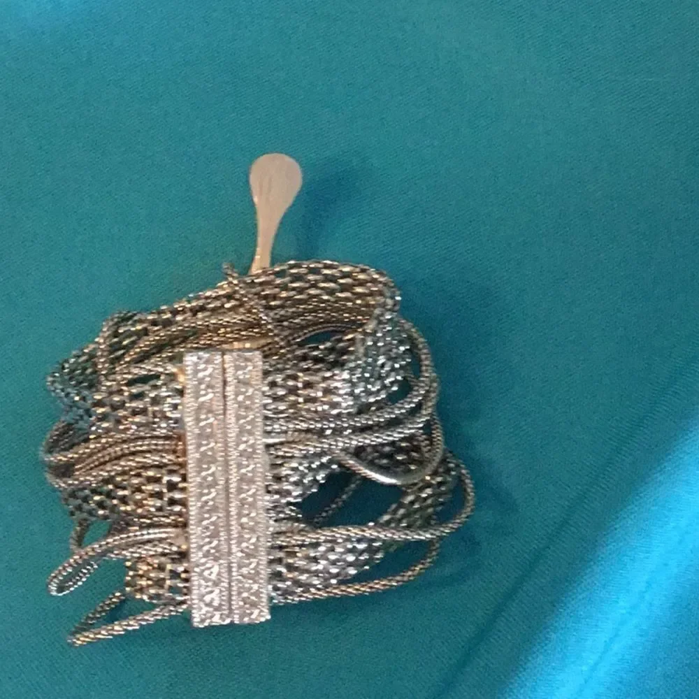 HOBO HIPPIE JEWELRY bracelet in silver color